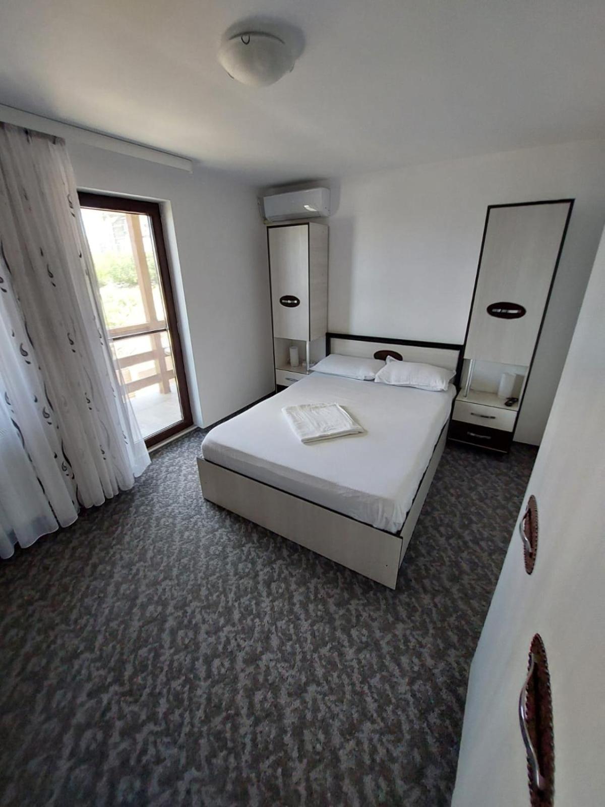 Casa Jolie Hotell Constanţa Exteriör bild